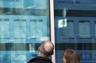 Le taux de chômage en Italie a de nouveau légèrement baissé en juillet. (archive) KEYSTONE/AP/Luca Bruno